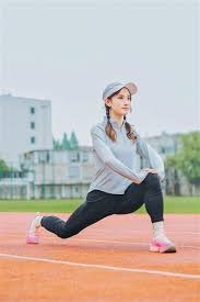 梅西加盟前迈阿密国际为垫底球队，加盟后2年半夺得3座冠军